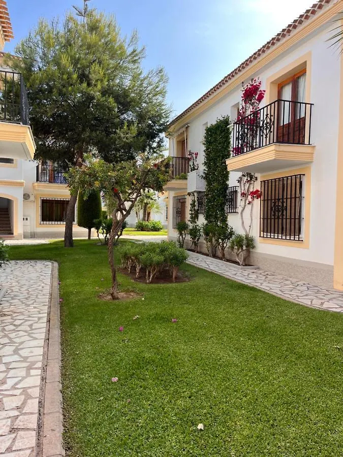 Apartamentos De Flores - Verde Vera 0*,