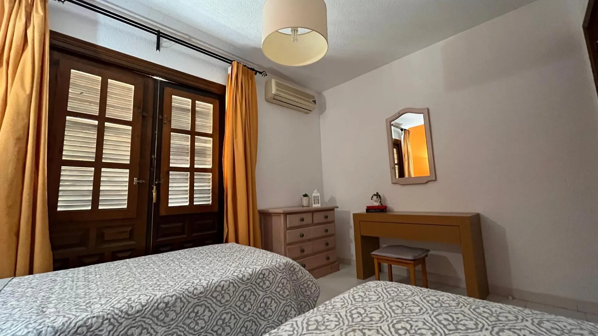 Apartamentos De Flores - Verde L'Île-Rousse 0*,